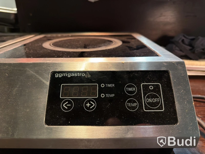 2 GGM Gastro IDS4 induction cookers, 3500 W