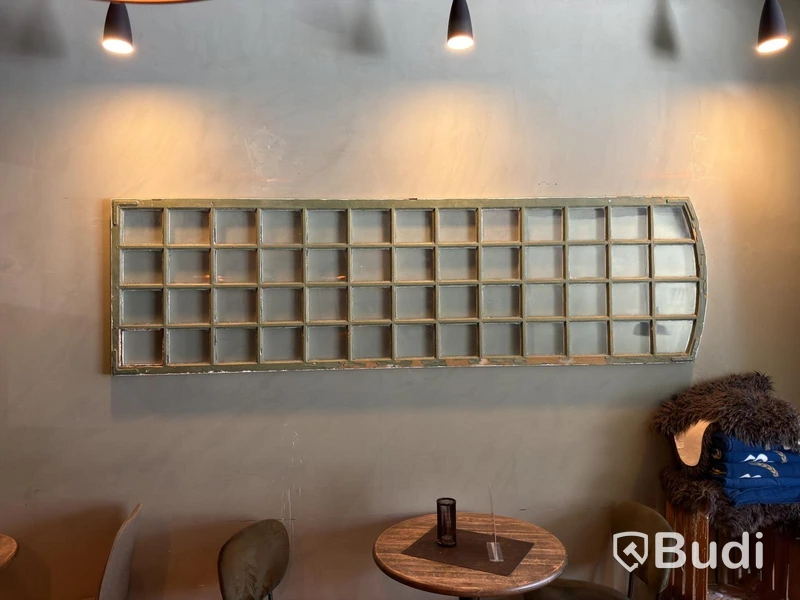 2 glass doors (decorative)
