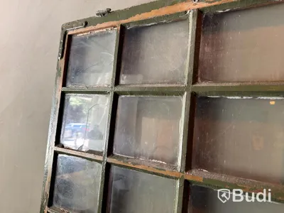 2 glass doors (decorative)