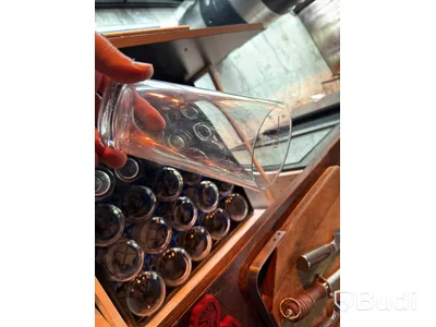 Glas, porslin, bestick, köksutrustning m.m. Stort Parti