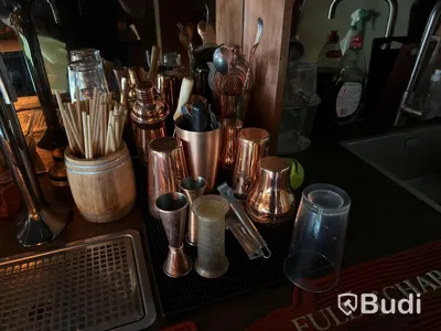 Glas, porslin, bestick, köksutrustning m.m. Stort Parti