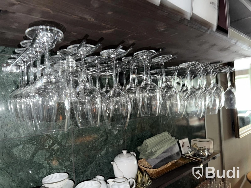 Glas, porslin, bestick, köksutrustning m.m. Stort Parti