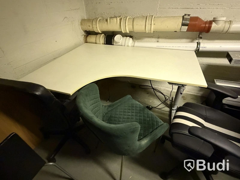 Glassware, cutlery, desk, etc.
