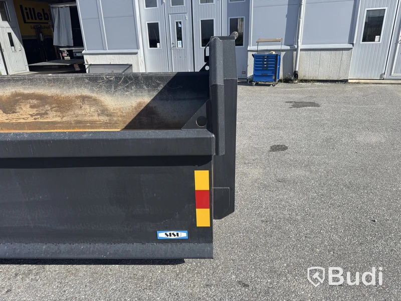 Lastväxlarflak Sisu 5,6m