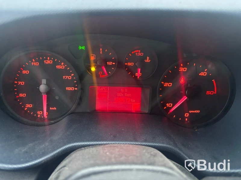 Skåpbil Iveco Daily 35S12 -2018