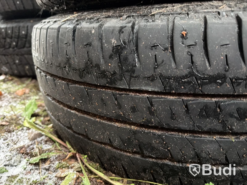 Hjul med fälgar, 235/65R16C