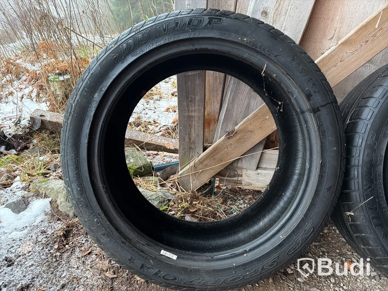 Däck Dunlop 245/45ZR19 98Y