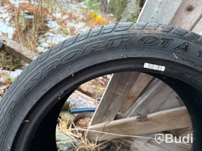 Däck Dunlop 245/45ZR19 98Y