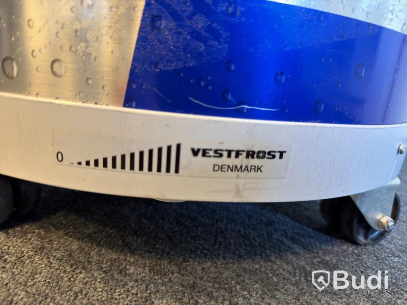 Vestfrost CC70 Fridge, Red Bull
