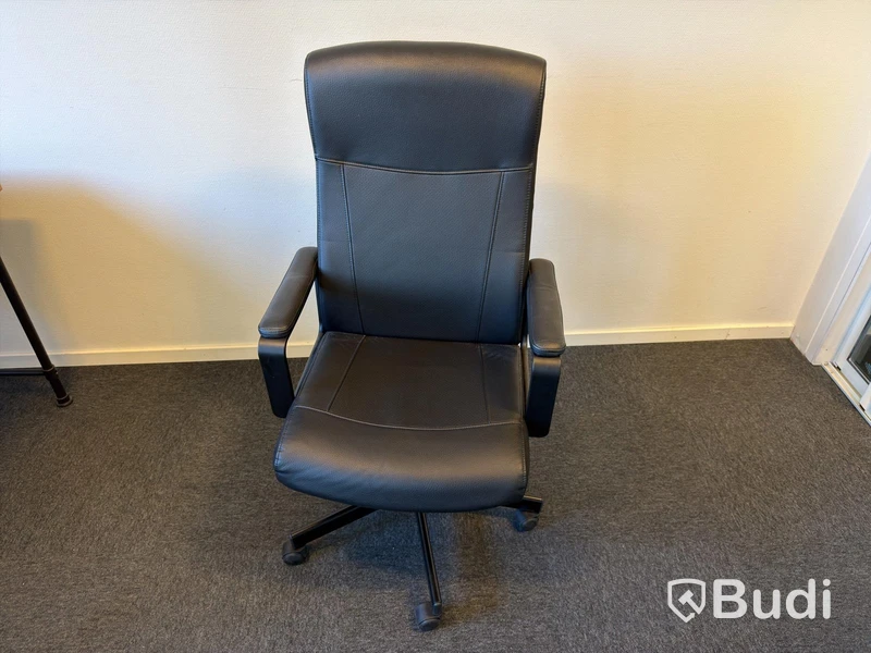 3 desks with chairs