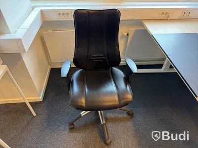 3 desks with chairs