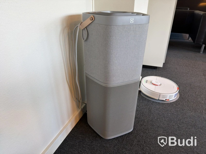 Electrolux air purifier PA91-604GY, grey