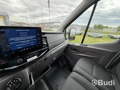 Lätt Lastbil Ford E-Transit 350 -2023 | Bercoskåp- lift