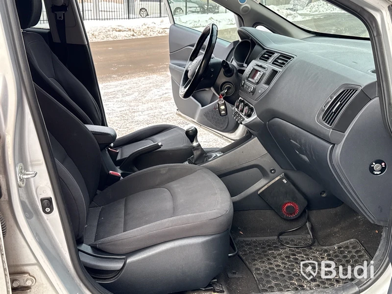 Kia Rio 1,2 | 11971 mil | Manuell | 2014