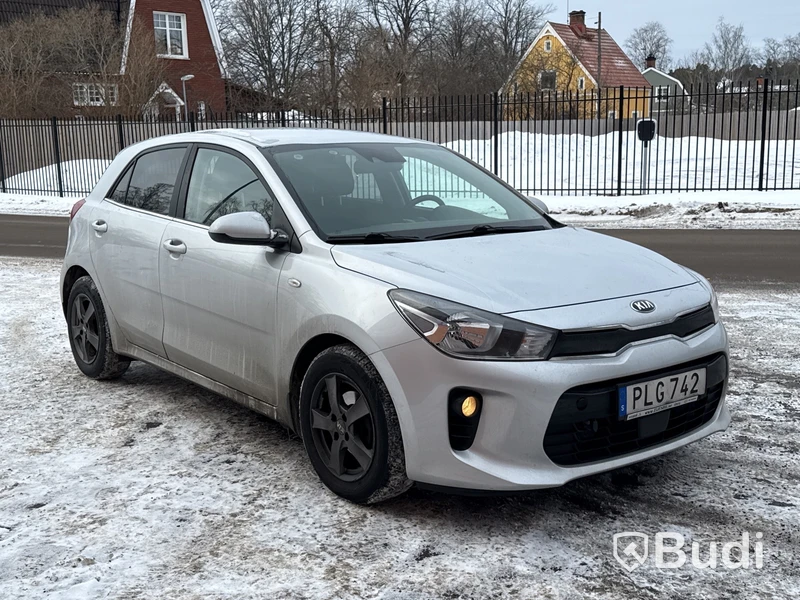Kia Rio 1,4 | 11763 mil | Dubbelkommando | Automat | 2017