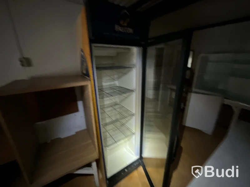 Dryckeskyl / ölkyl med glasdörrar – Falcon