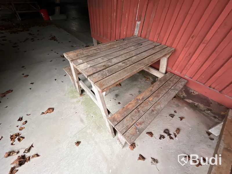 2 st picknickbord i trä – robusta