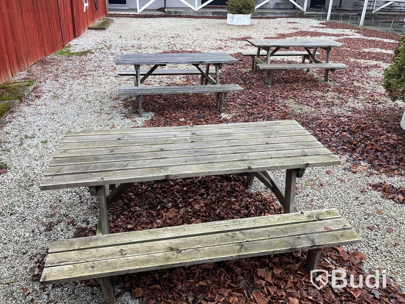3 st stora träbord – från dansloge
