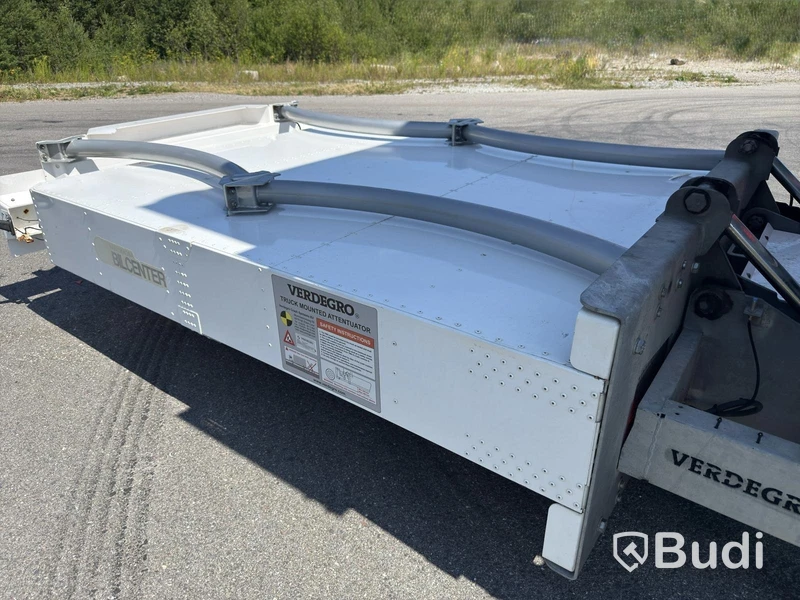 TMA flatbed | Hydraulic flatbed | MaxiSign and Verdegro TMA