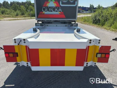 TMA flatbed | Hydraulic flatbed | MaxiSign and Verdegro TMA