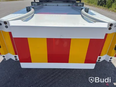 TMA flatbed | Hydraulic flatbed | MaxiSign and Verdegro TMA