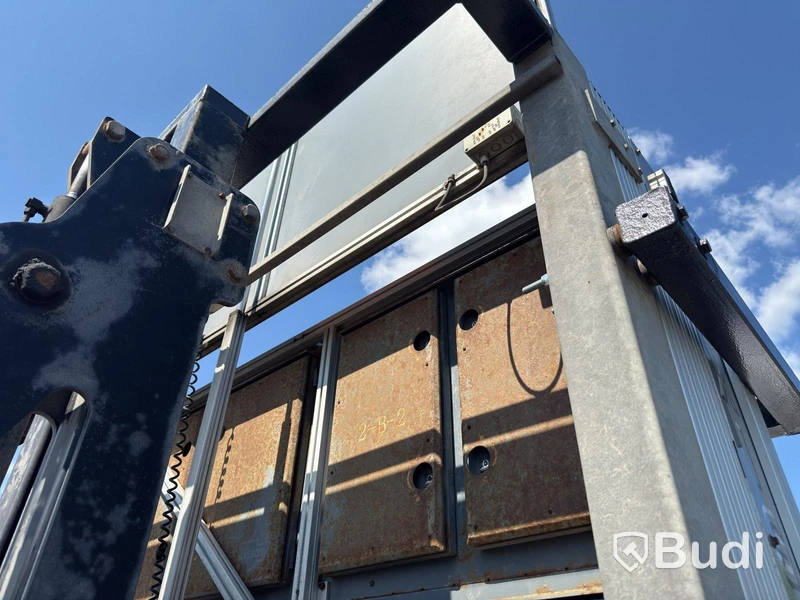 TMA flatbed | Hydraulic flatbed | MaxiSign and Verdegro TMA