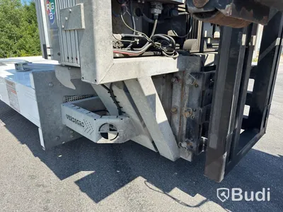 TMA flatbed | Hydraulic flatbed | MaxiSign and Verdegro TMA