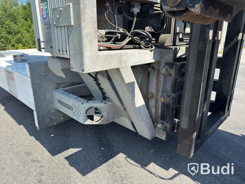 TMA flatbed | Hydraulic flatbed | MaxiSign and Verdegro TMA
