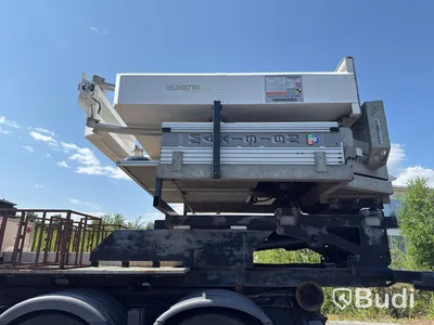 TMA flatbed | Hydraulic flatbed | MaxiSign and Verdegro TMA