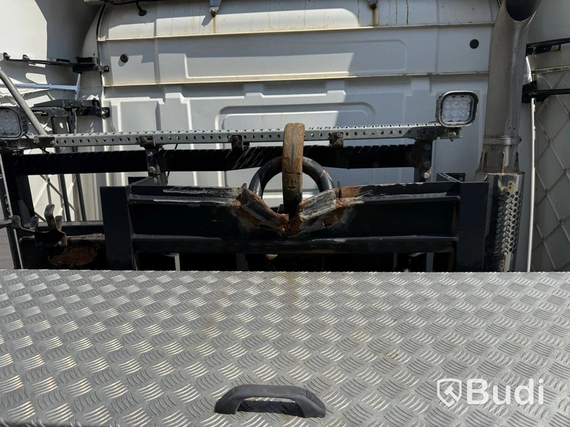 TMA flatbed | Hydraulic flatbed | MaxiSign and Verdegro TMA
