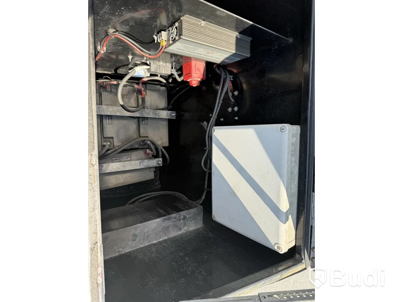 TMA flatbed | Hydraulic flatbed | MaxiSign and Verdegro TMA