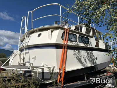Pedro Kruiser motorboat with trailer