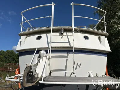 Pedro Kruiser motorboat with trailer