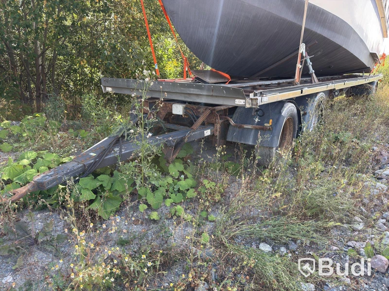 Pedro Kruiser motorboat with trailer