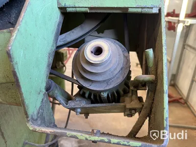 Metallbandsåg med rullbanor