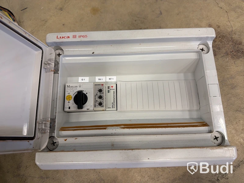 MAFA pellet storage unit with agitator & feed auger – complete