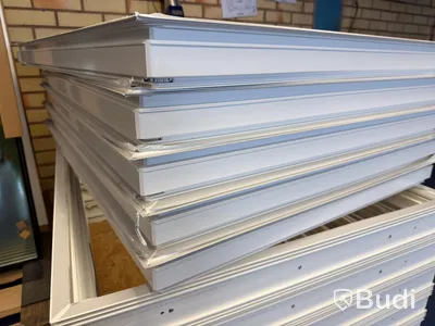 10 st fönsterkarmar utan glas – PVC