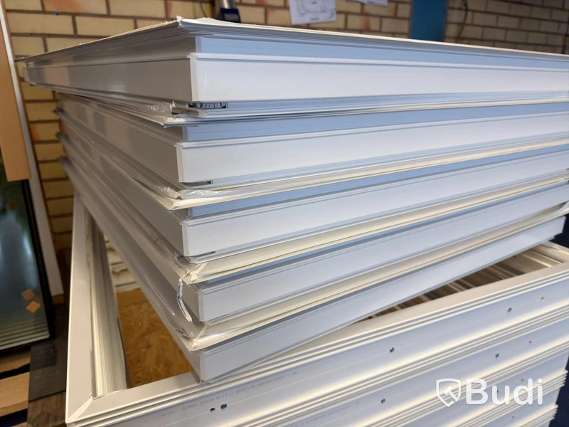 10 st fönsterkarmar utan glas – PVC