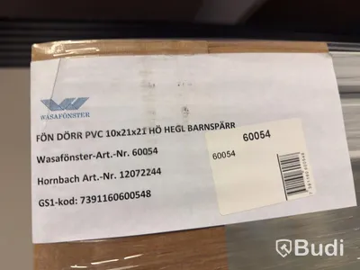 2 st Wasafönster – Fönsterdörr PVC 10x21 – Höger