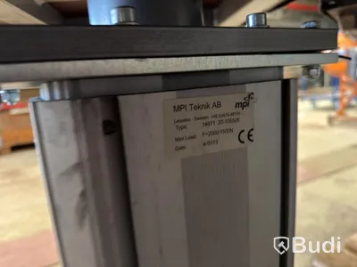 4 st. elektriska lyftbord MPI Teknik AB