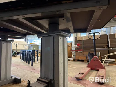 4 st. elektriska lyftbord MPI Teknik AB
