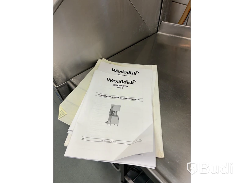 Huvdiskmaskin Wexiödisk WD7 med rostfria bänkar & doseringsutrustning