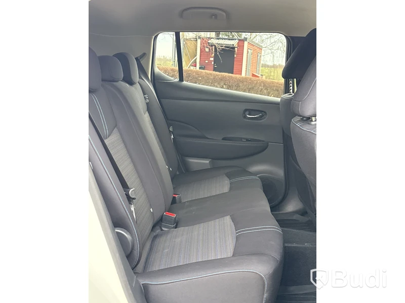 Elbil Nissan Leaf | 1684 mil | 150 hk | 40 kWh | 2020