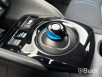 Elbil Nissan Leaf | 1684 mil | 150 hk | 40 kWh | 2020