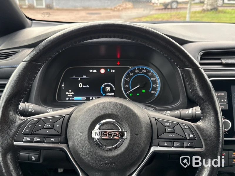 Elbil Nissan Leaf | 1684 mil | 150 hk | 40 kWh | 2020