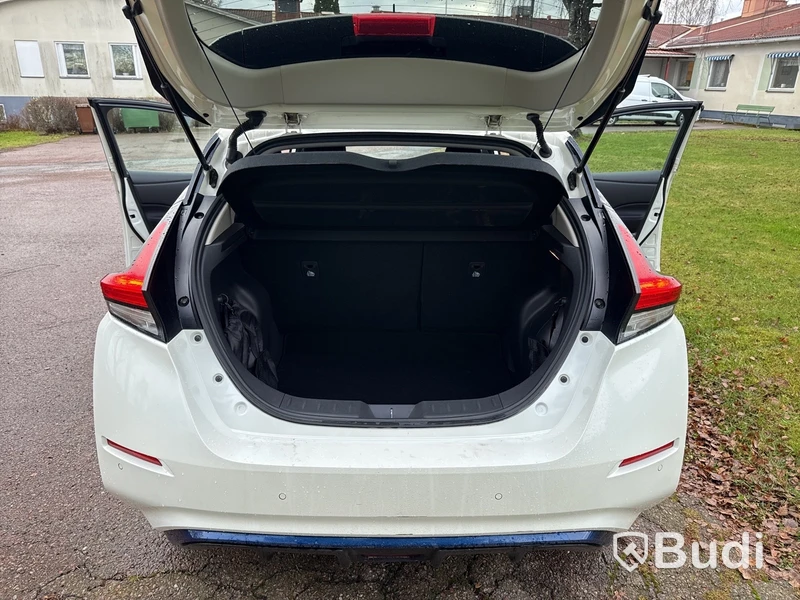 Elbil Nissan Leaf | 1684 mil | 150 hk | 40 kWh | 2020