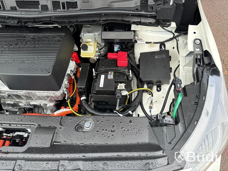 Elbil Nissan Leaf | 1684 mil | 150 hk | 40 kWh | 2020