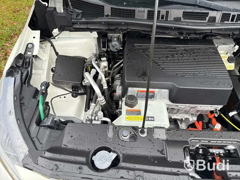 Elbil Nissan Leaf | 1684 mil | 150 hk | 40 kWh | 2020