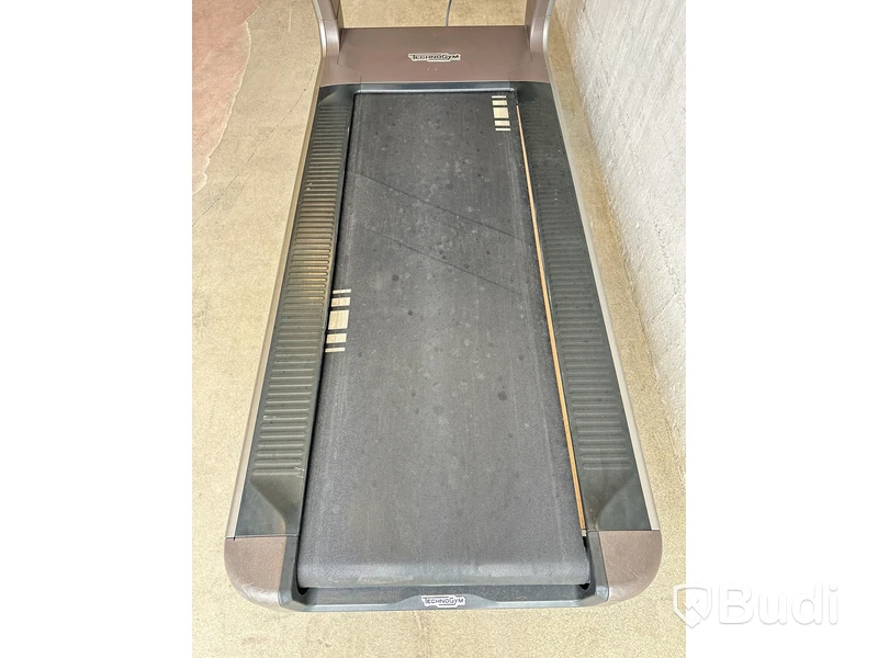 Löpband Technogym Artis Run DBK0EV