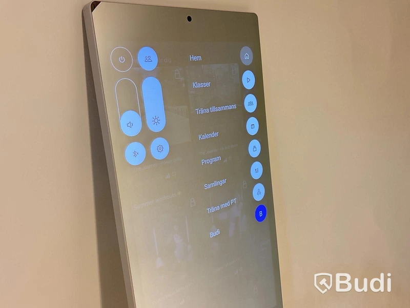 (NEW) Fitness mirror - SATS members also get digital workout programs